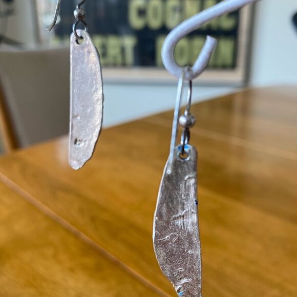 Michael  Mendoza  earrings - Picture 2 of 3